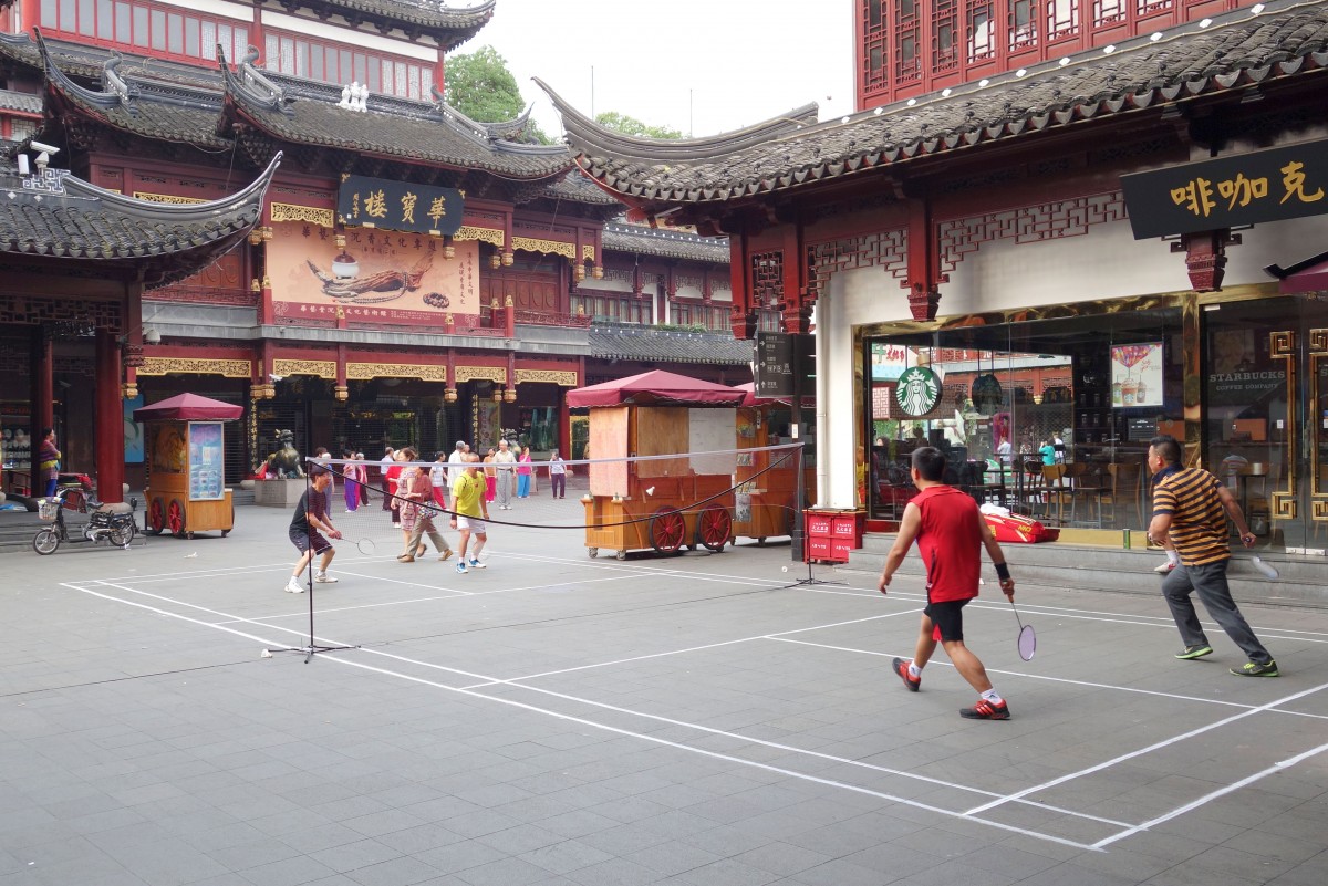 Badminton im Yu Garden